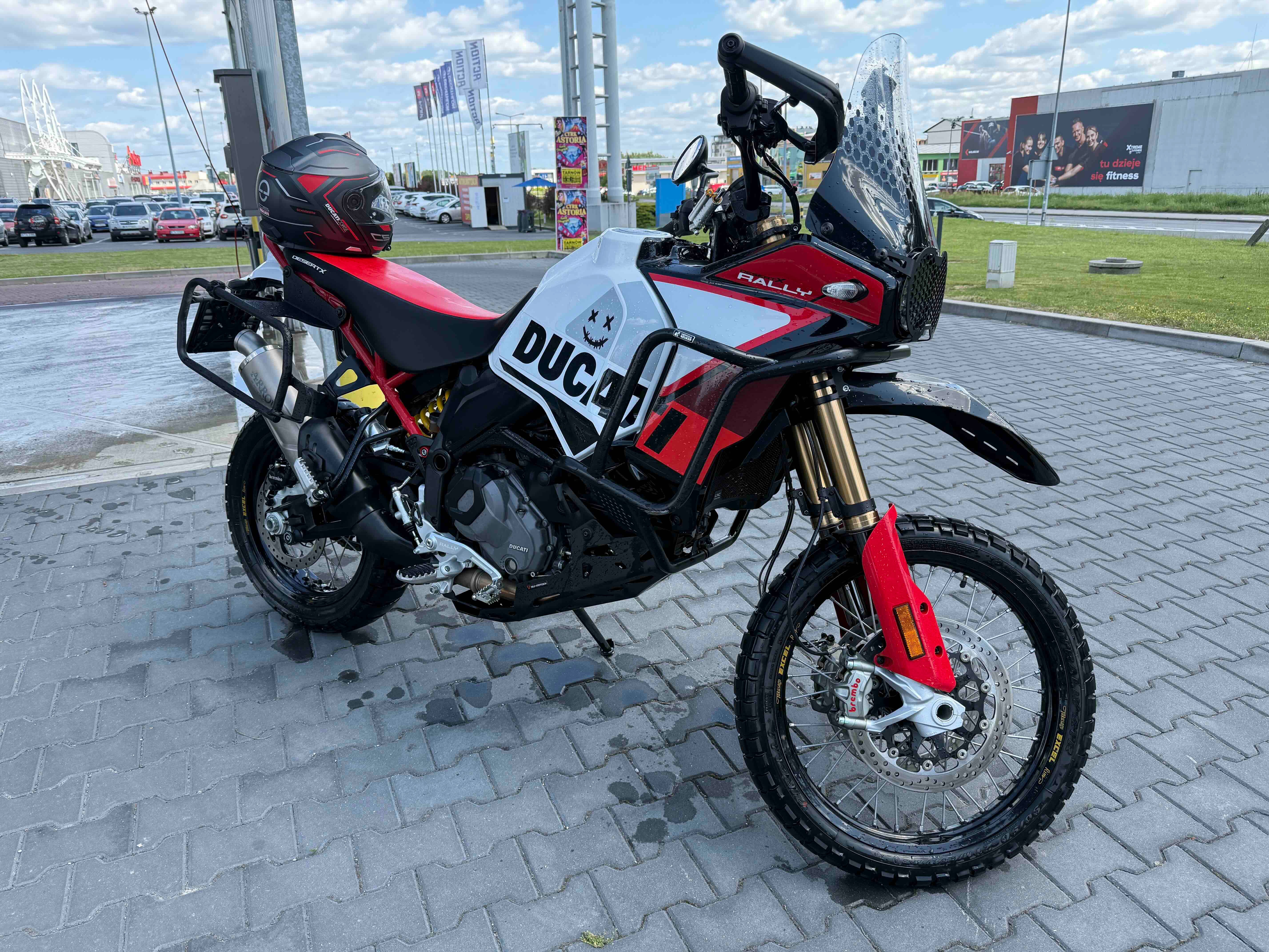 Ducati Desert X Rally