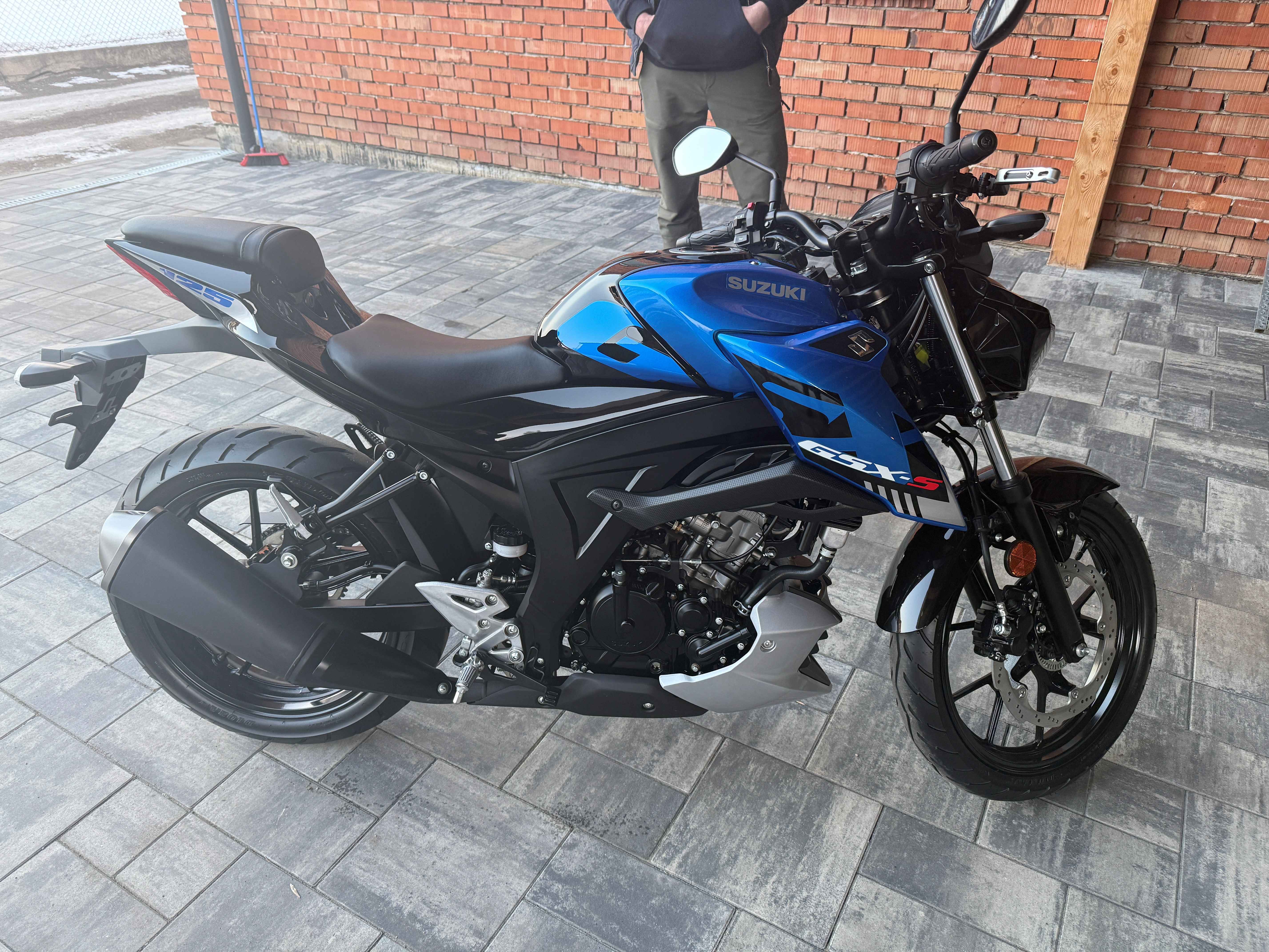 Suzuki GSX-S125